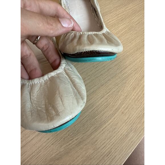 Tieks Nappa Classics Full-Grain Cream Leather Women’s Size 9 - Picture 4 of 7